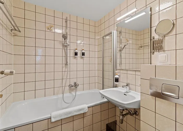 Dependance I 6 Mins To U6 Alser Strasse I Self Check In Otel Viyana
