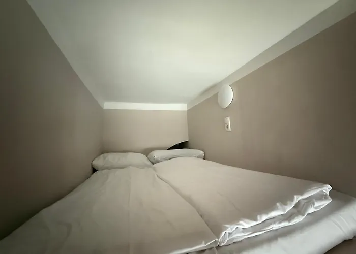 Otel Dependance I 6 Mins To U6 Alser Strasse I Self Check In 3*