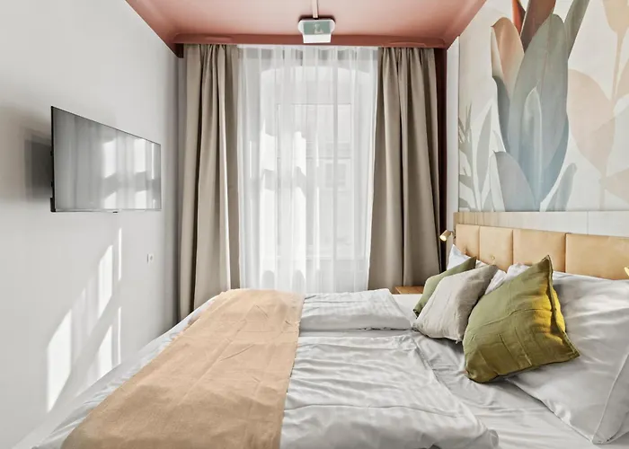 Dependance I 6 Mins To U6 Alser Strasse I Self Check In Otel 3*